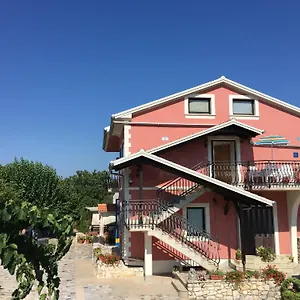 https://apartman-pokrajac-twin.in-istria.net